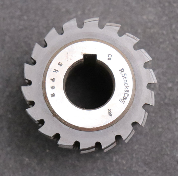 Bild des Artikels R.STOCK-Keilwellen-Wälzfräser-8-Keile-42,32x45x8,32-mit-Höcker-Fertigfräser