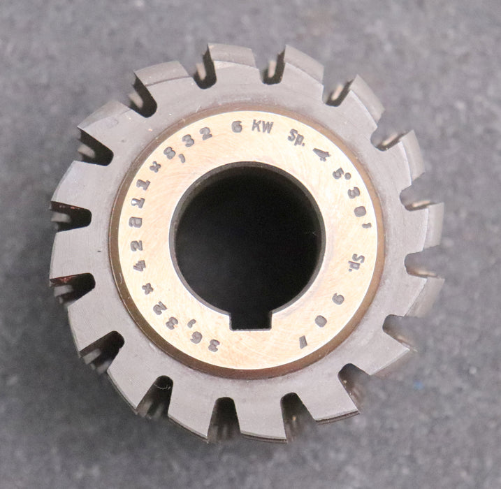 Bild des Artikels R.STOCK-Keilwellen-Wälzfräser-6-Keile-36,32x42x8,32-mit-Höcker-Fertigfräser