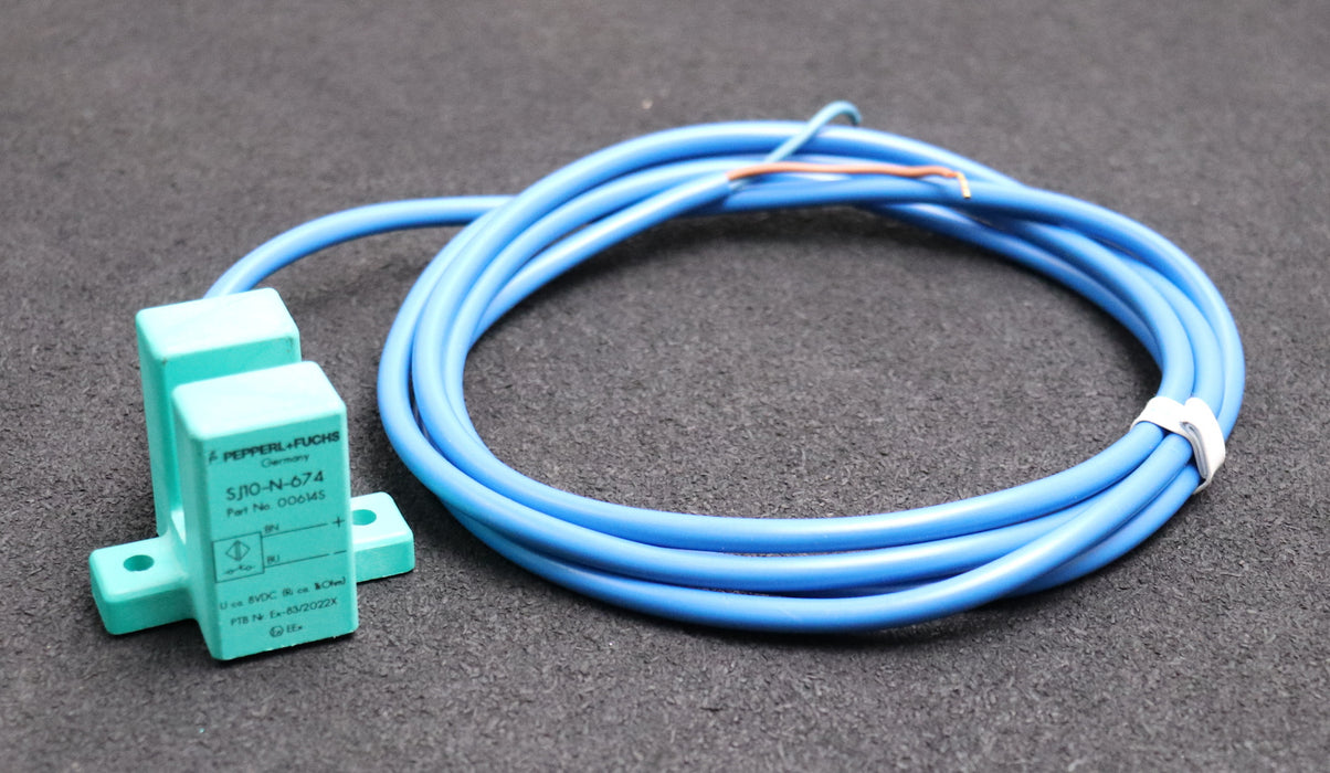 Bild des Artikels PEPPERL+FUCHS-Induktiver-Schlitzsensor-Hersteller-Artikel-Nr.:-SJ10-N-674