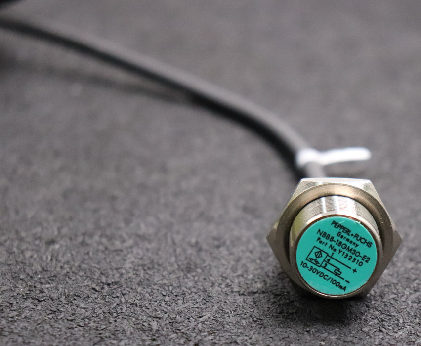 Bild des Artikels PEPPERL+FUCHS-induktiver-Sensor-Typ-NBB8-18GM30-E2-Schaltfunktion-Schließer