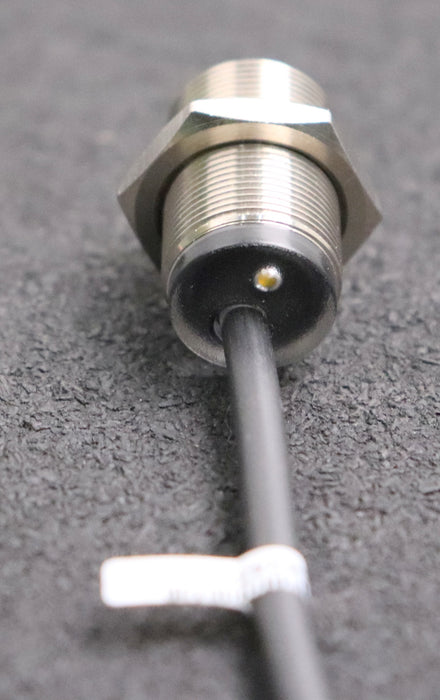 Bild des Artikels PEPPERL+FUCHS-induktiver-Sensor-Typ-NBB8-18GM30-E2-Schaltfunktion-Schließer