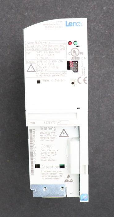 Bild des Artikels LENZE-Frequenzumrichter-8200-VECTOR-Type-E82EV751K4C-Id.-No.-13127094-400VAC