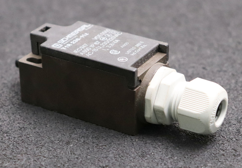 Bild des Artikels SCHMERSAL-Endschalter-Typ-T1R-236-11Z-230/220VAC-3,8/4A-IP67-unbenutzt