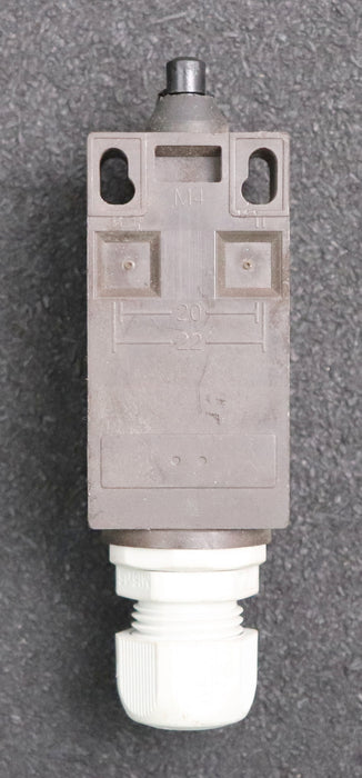 Bild des Artikels SCHMERSAL-Endschalter-Typ-T1R-236-11Z-230/220VAC-3,8/4A-IP67-unbenutzt