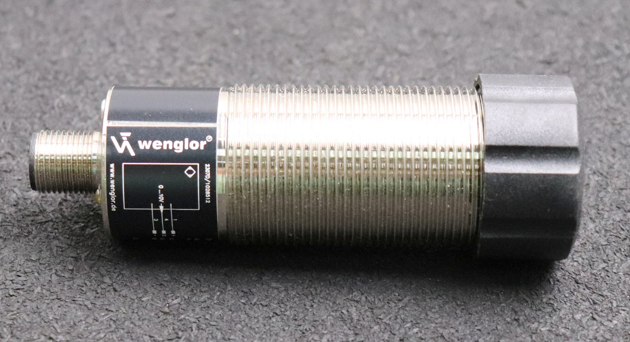 Bild des Artikels WENGLOR-analoge-Universalreflextaster-Typ-UF22MV3-Messbereich-60…240mm-20…30VDC