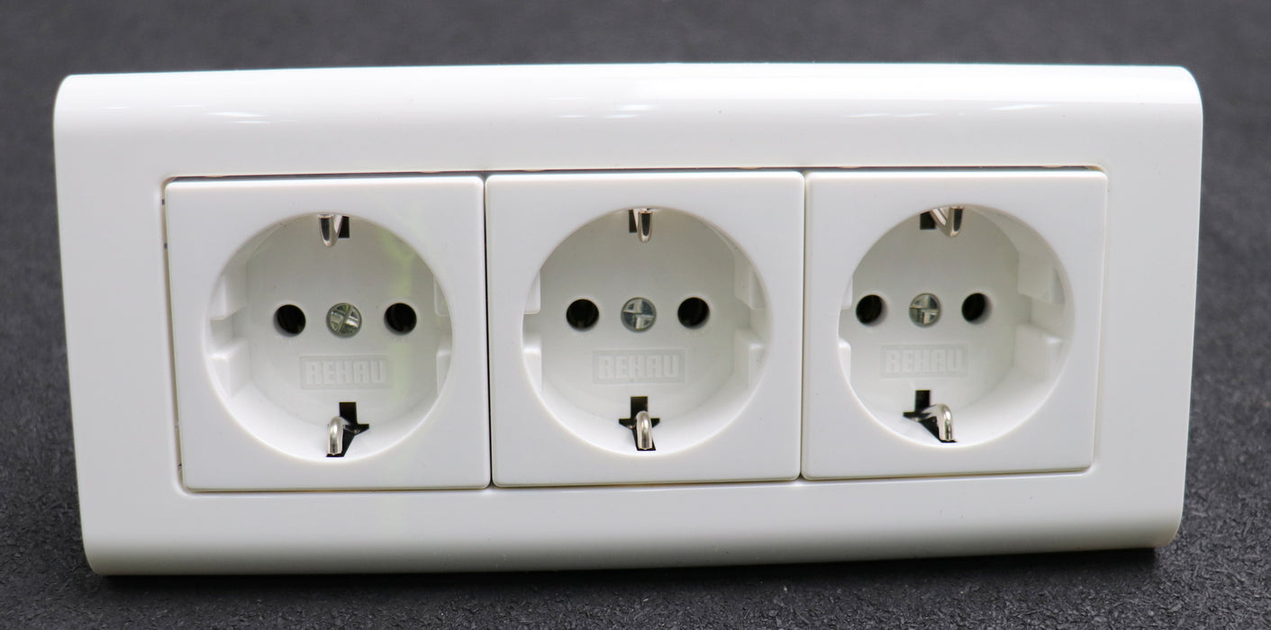 Bild des Artikels REHAU-5x-3-fach-Schutzkontakt-Steckdose-Art.Nr.-730008-510-2-pol.-vorverdrahtet