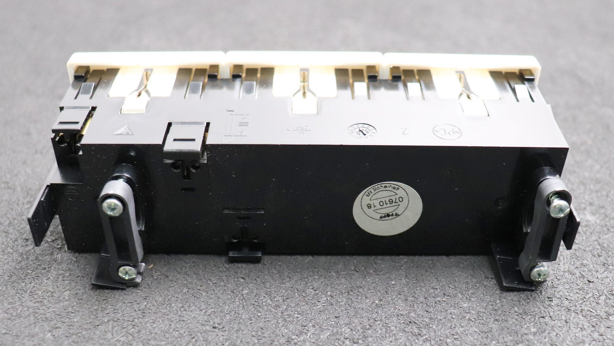 Bild des Artikels REHAU-5x-3-fach-Schutzkontakt-Steckdose-Art.Nr.-730008-510-2-pol.-vorverdrahtet