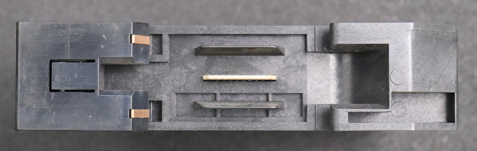 Bild des Artikels SIEMENS-SIMATIC-S5-110-Relaisbaugruppe-6ES5417-7AA21-8xA-220VAC-5A-gebraucht