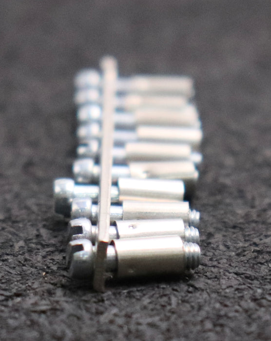 Bild des Artikels SIEMENS-39x-Verbindungsschiene-8WA1898-10-polig-unbenutzt-in-OVP