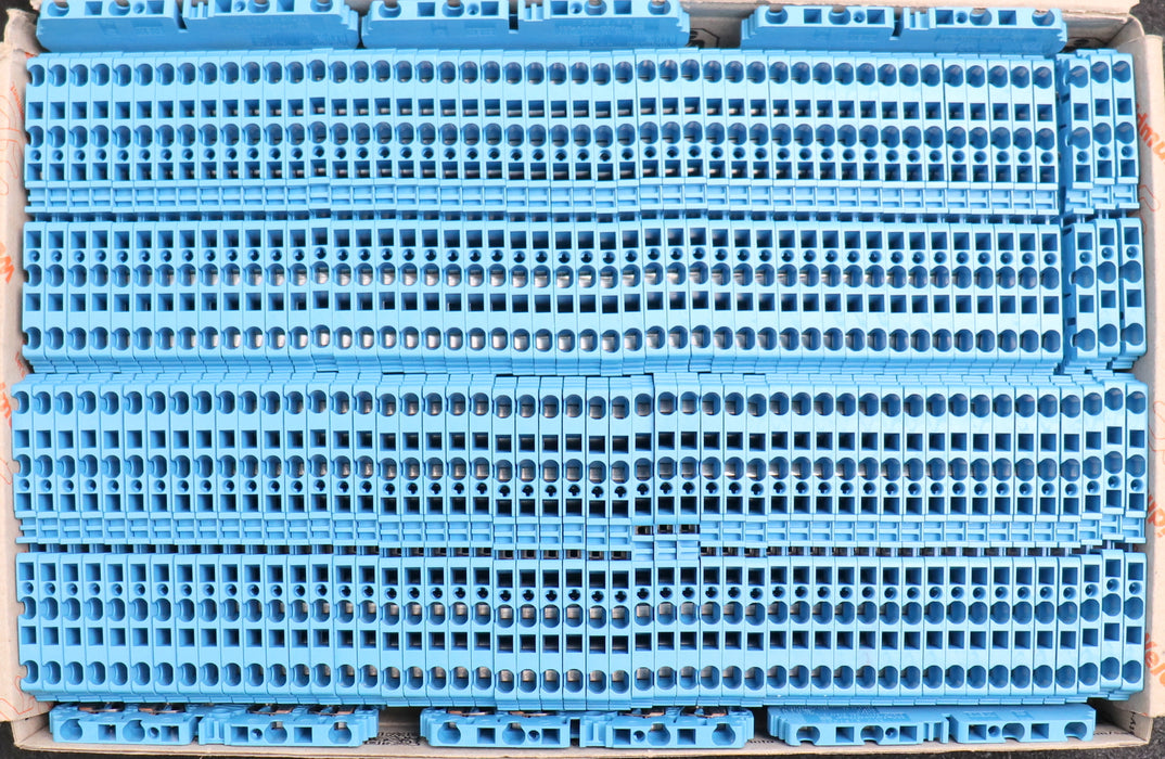 Bild des Artikels WEIDMÜLLER-106x-Durchgangs-Reihenklemme-ZDU-2,5/4AN-BL-Art.Nr.-1608580000-2,5mm²