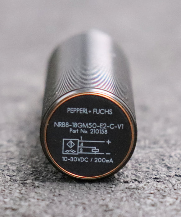 Bild des Artikels PEPPERL+FUCHS-Induktiver-Sensor-Typ-NRB8-18GM50-E2-C-V1-Part-No.-210158-10…30VDC