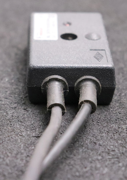 Bild des Artikels PEPPERL+FUCHS-VISOLUX-Photoelektrischer-Sensor-Typ-ML-18/7b/15/25/33/46-24VDC