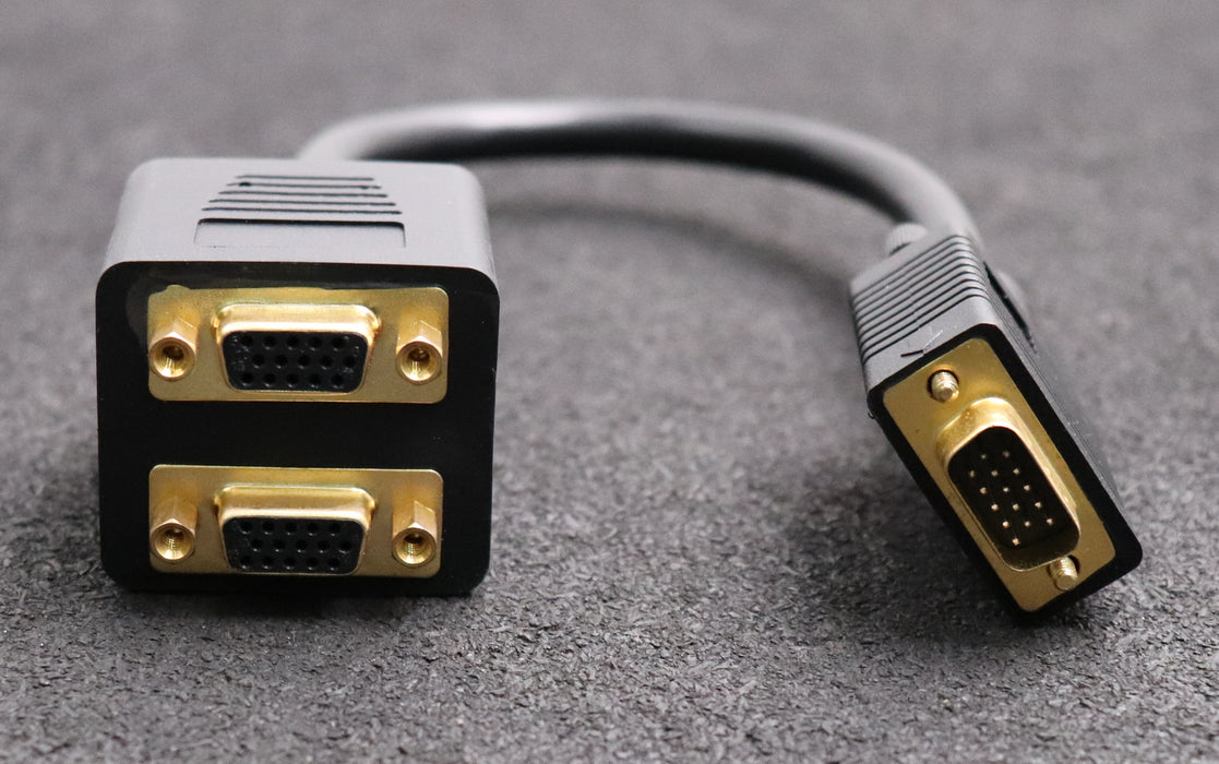 Bild des Artikels CONRAD-VGA-Splitter-Kabel-Länge-0,2m-passiver-Verteiler-eines-VGA-Signals