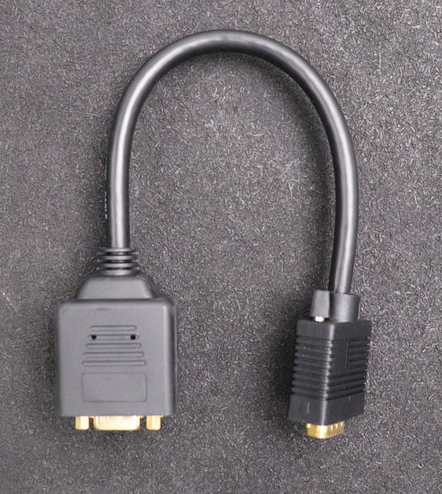 Bild des Artikels CONRAD-VGA-Splitter-Kabel-Länge-0,2m-passiver-Verteiler-eines-VGA-Signals