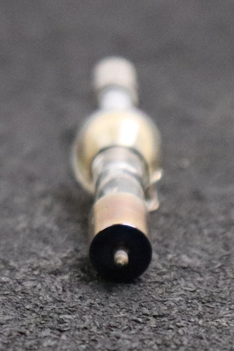 Bild des Artikels HAMAMATSU-Xenon-Lampe-Type-No.-L2174-01-über-die-Lagerungsdauer-hat-sich