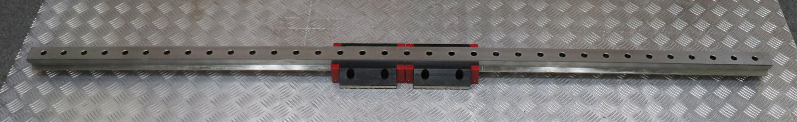 Bild des Artikels SCHNEEBERGER-Profilschienenführung-MR45-B2-1810-38,-75-38,-75-G1-V3-S0