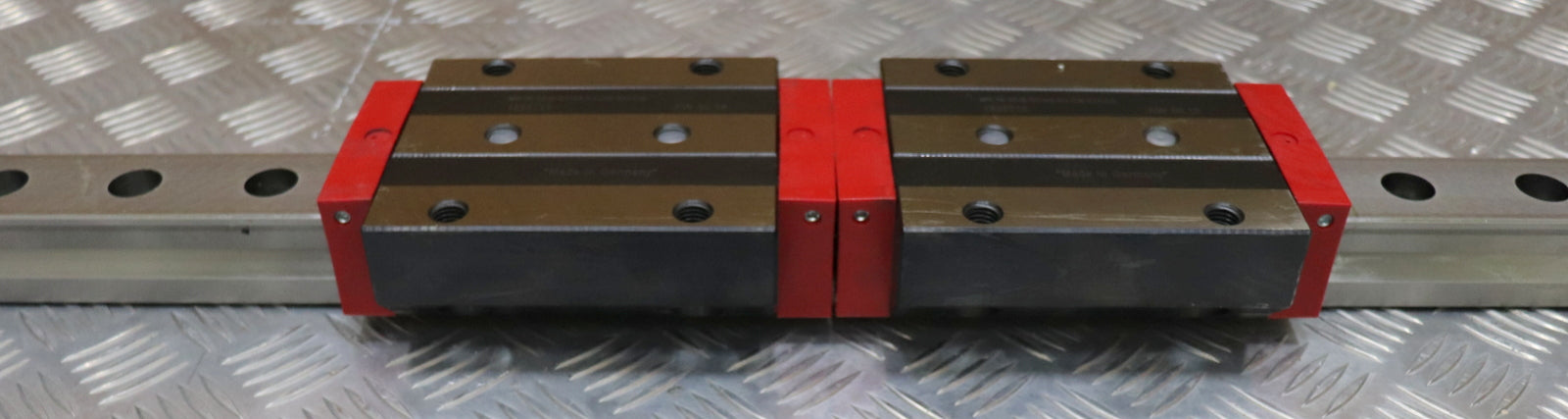 Bild des Artikels SCHNEEBERGER-Profilschienenführung-MR45-B2-1810-38,-75-38,-75-G1-V3-S0