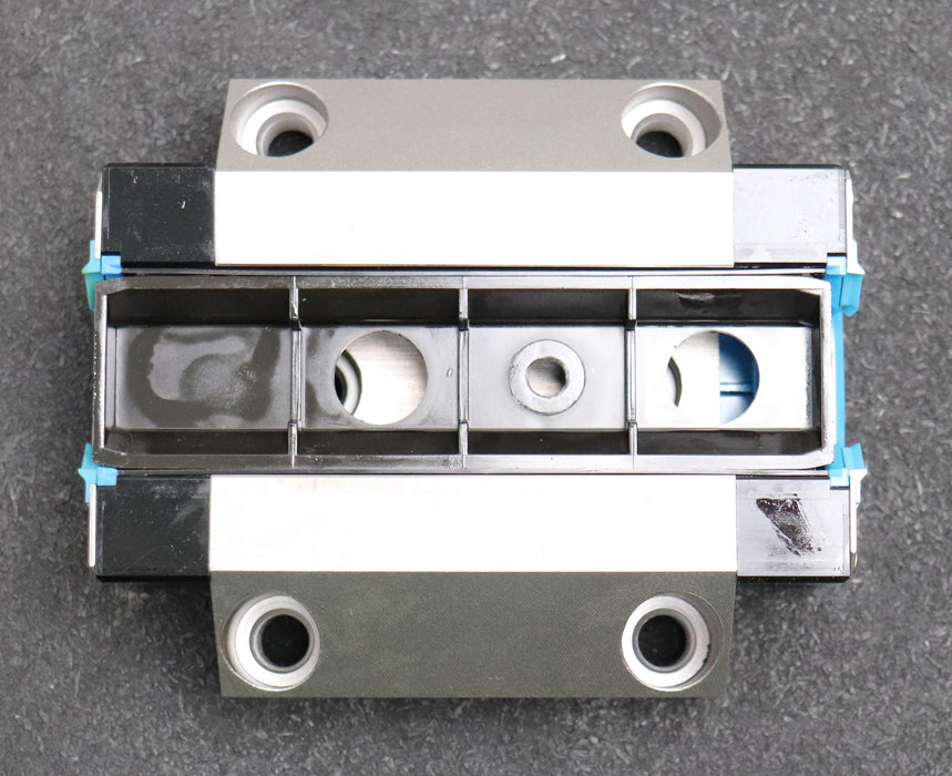 Bild des Artikels REXROTH-Führungswagen-MNR:-R185132210-Maße-115x100x40mm-unbenutzt-in-OVP