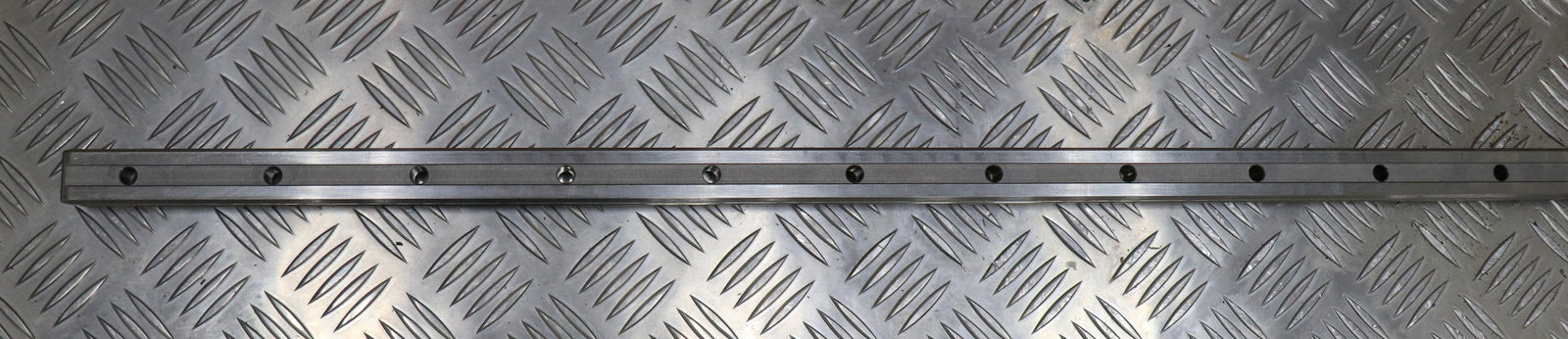 Bild des Artikels REXROTH-Führungsschiene-KSA-025-SNS-H-MNR:-R160526331-Länge-1136mm-unbenutzt