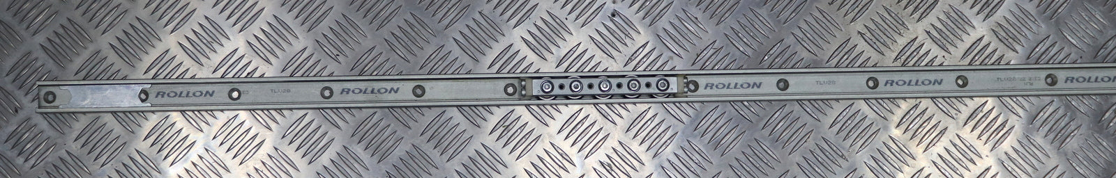 Bild des Artikels ROLLON-Rollenführung-Läufer-CS28-125-2Z-Schiene-TLV28-Länge-2100mm-unbenutzt