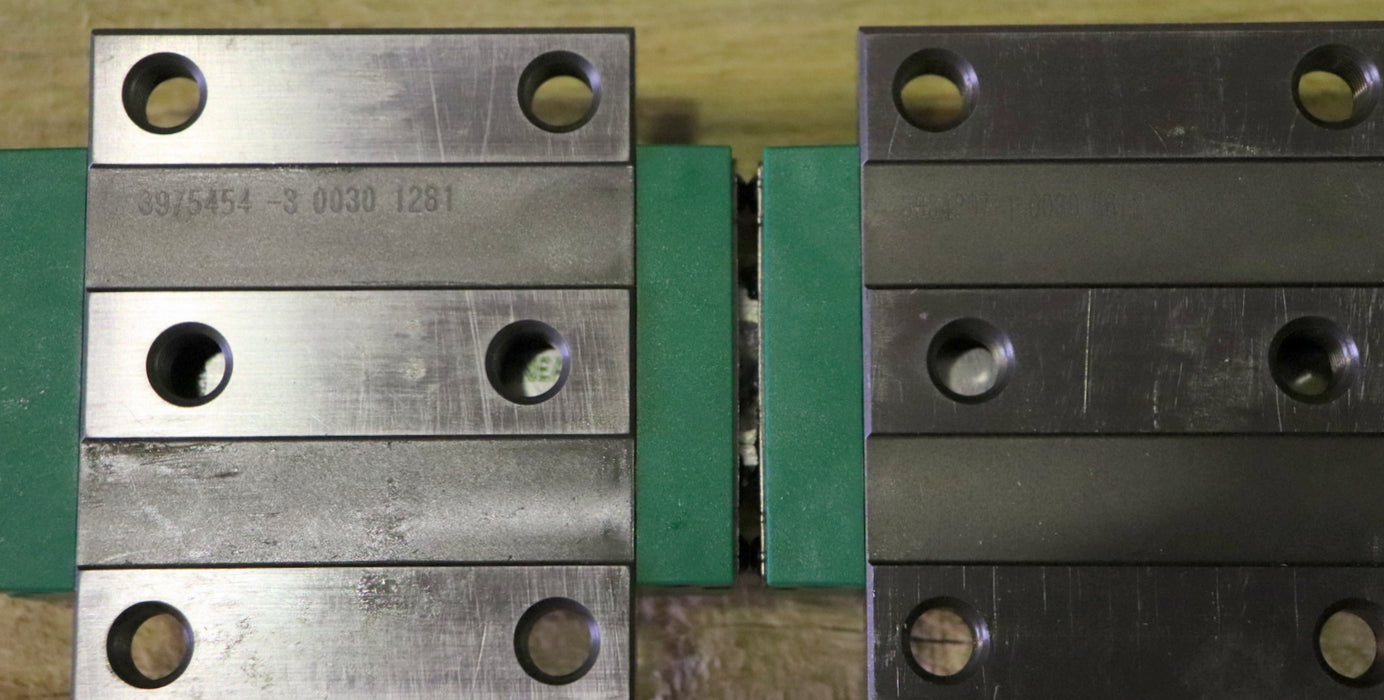 Bild des Artikels INA-2x-Kugelumlaufeinheit-KUVE30W2V2/4210-30/20-G2-mit-je-2-Führungswagen