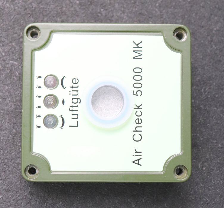 Bild des Artikels LOGIDATATECH-/-AIRBUS-defektes-Steuerungsteil-einer--Luftgüte-Ampel