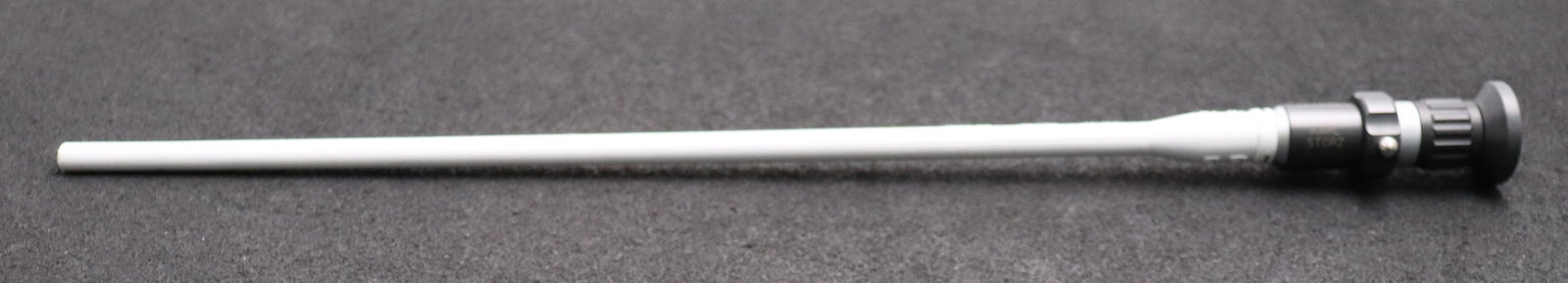 Bild des Artikels STORZ-Endoskop-Borescope-Type-84684CF-3,8-70-80-Ø-3,8mm-Länge-340mm