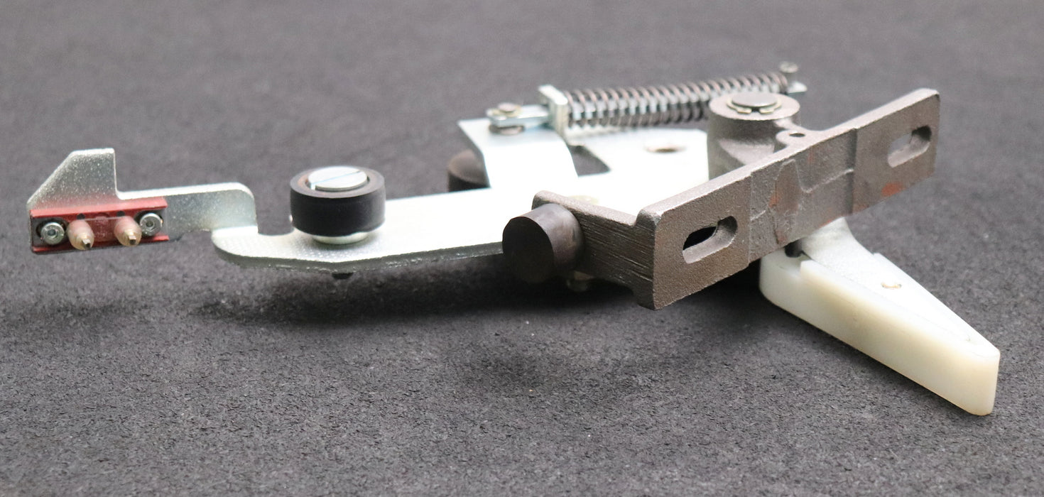 Bild des Artikels SCHMIDT-AUFZUG-/-MEILLER-Verriegelung-rechts-Material-29001519-unbenutzt