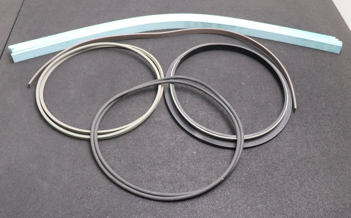 Bild des Artikels SCHMIDT-AUFZUG-Dichtungssatz-für-Aufzug-Nr.-157-/-158-KolbenØ-260mm-TX00…