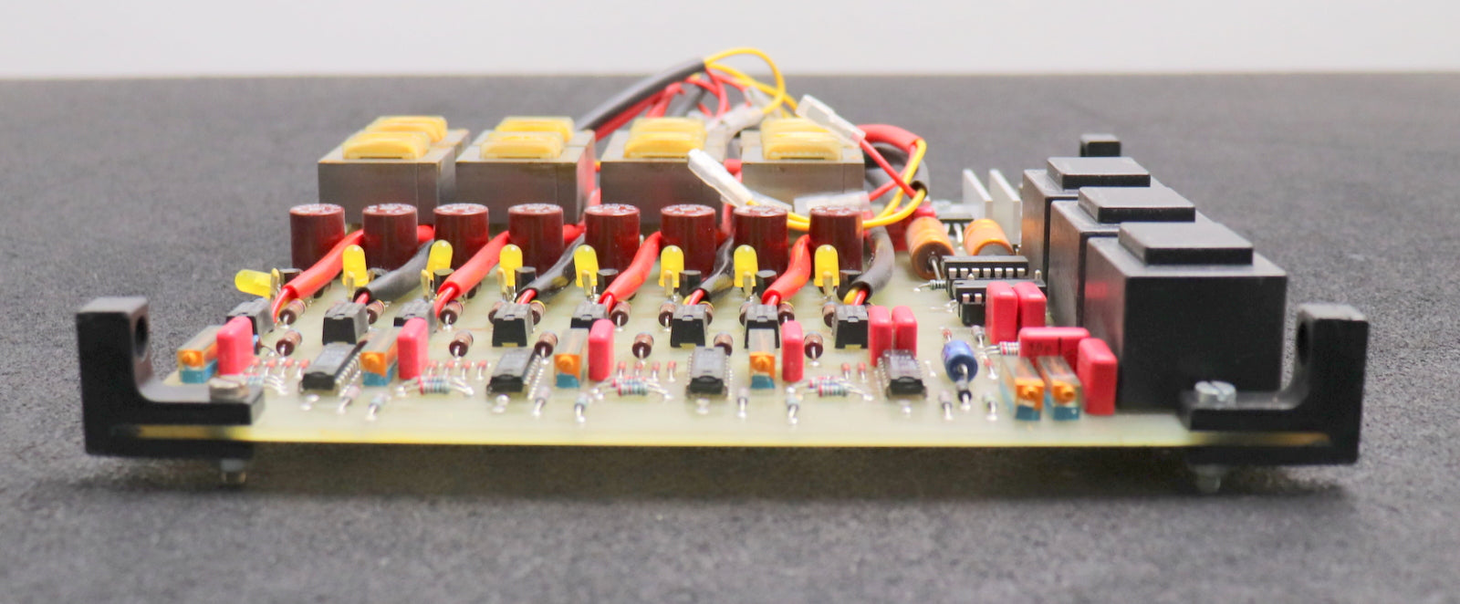 Bild des Artikels BUTZ-+-NEUMAIR-Platine-zu-Motorsteuerung-für-Aufzug-121-gebraucht-Gewicht-1,3kg