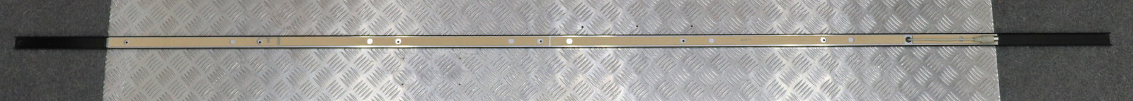 Bild des Artikels SCHMIDT-AUFZÜGE-/-MEILLER-Sensorleiste-Typ-TH2100-Fab.Nr.-673647-Länge-2,5m