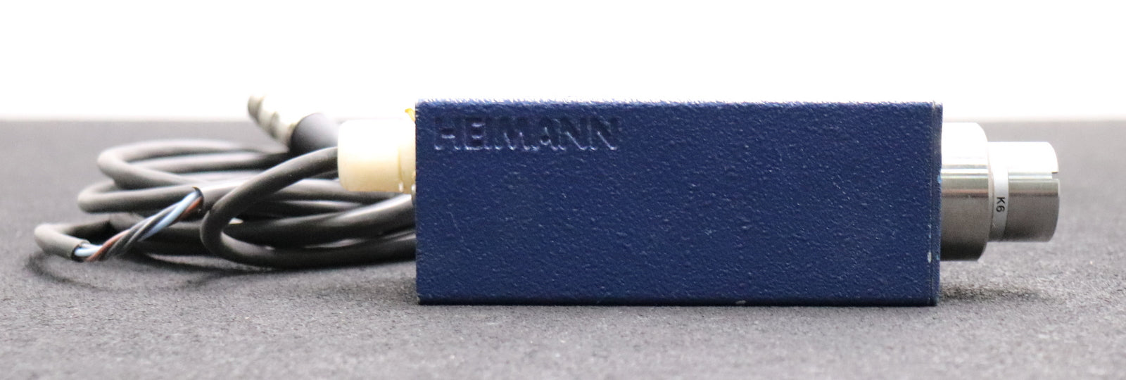 Bild des Artikels HEITRONICS-Infrarot-Strahlungspyrometer-KT-15.81-A-mit-Aufsatz-0-100°C