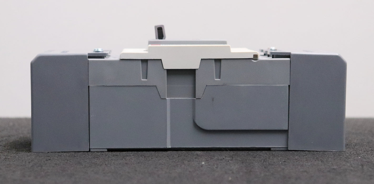 Bild des Artikels META-MEC-Lasttrennschalter-MCCB-ABS-53b-5A-Ui-690V-Uimp-6kV-gebraucht