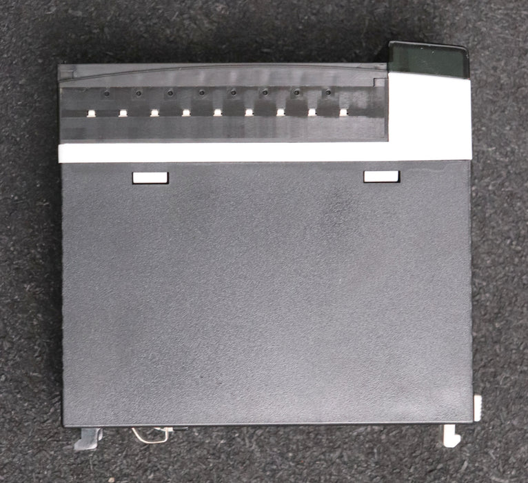 Bild des Artikels MOELLER-PLC-Module-XIOC-4AI-2AO-U1-I1-gebraucht-Abdeckung-fehlt