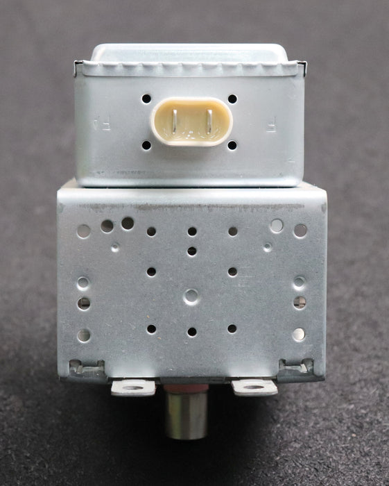 Bild des Artikels PANASONIC-MAGNETRON-MAG-900-2M167B-M23-Heizspannung-3.3V-Energie-850W