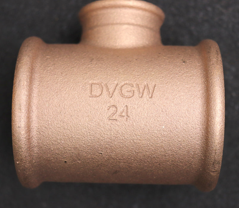 Bild des Artikels VIEGA-T-Stück-Art.Nr.:-650773-Modell-3130-2''x1''x2''-Rotguss-unbenutzt-in-OVP