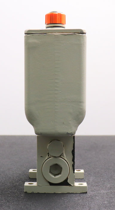 Bild des Artikels AROS-manuelle-Ölpumpe-Typ-AROS-44445-mit-HP-28-HL-gebraucht