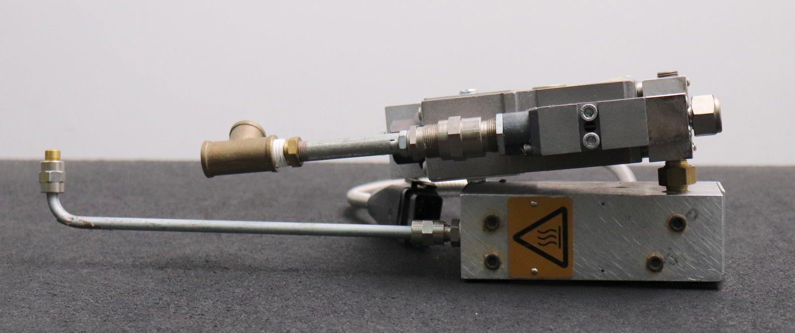 Bild des Artikels NORDSON-Hydraulikeinheit-H201T-F/D-+-CF201-T-F-LH-Single-Module-Glue-Gun