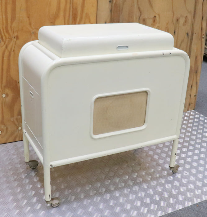 Bild des Artikels FEUERLAND-WERKE-Historisches-Tonband-Abspielgerät-in-rollbarem-Stahl-Holzschrank