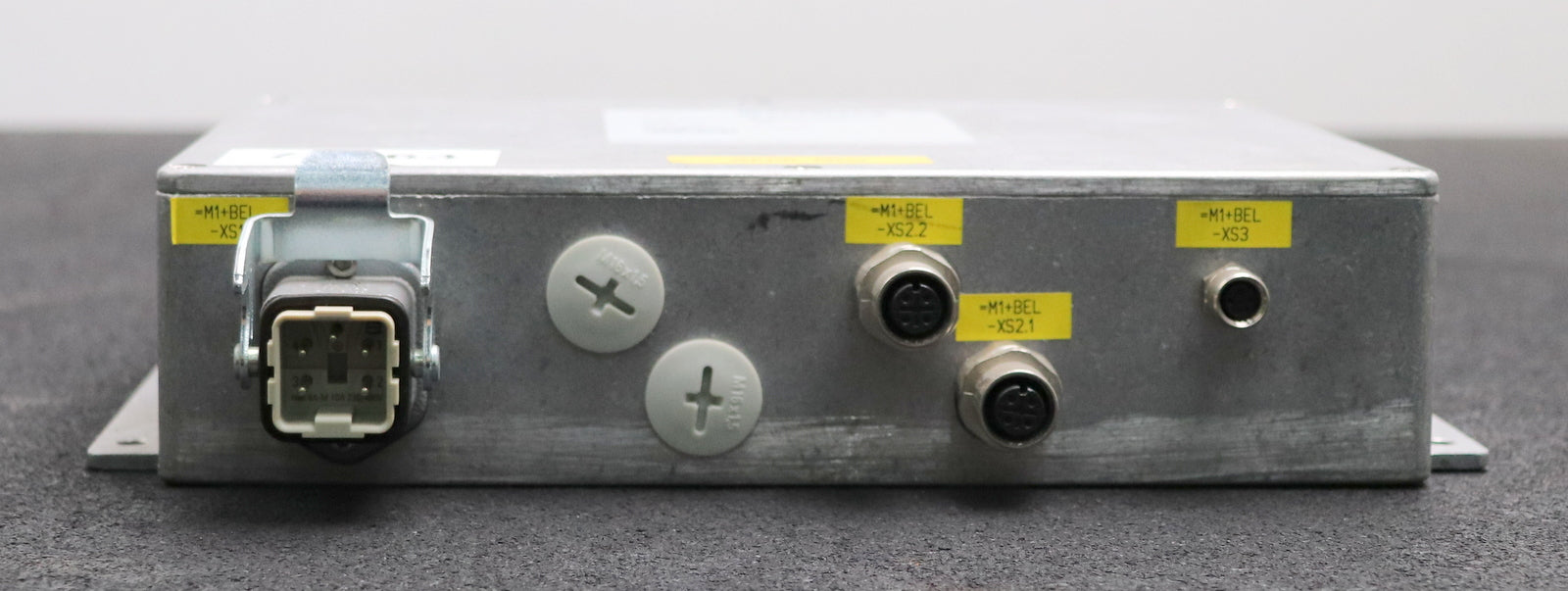 Bild des Artikels MANZ-Stromregler-Blitzbox-2-Ausgänge-parallel-Art.Nr.-80037274-in-Alu-Gehäuse