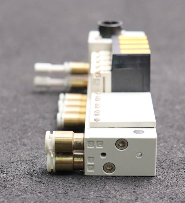 Bild des Artikels SMC-Ventilinsel-X123-MY-mit-Bausteinen-4x-VQ110-5F-Q-+-Y6700.1-Y6700.3-Y6700.7