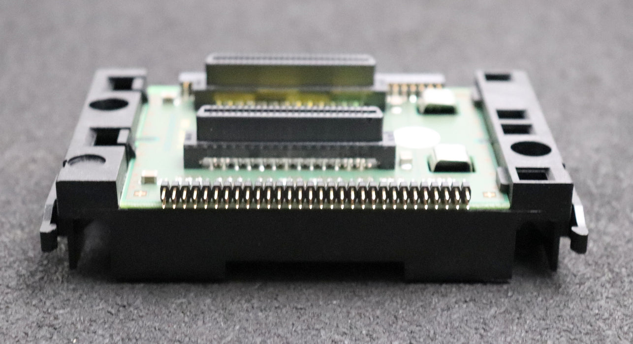 Bild des Artikels MOELLER-Baugruppenträger-Rack-für-2-XIOC-Module-260794-Type-XIOC-BP-2-V03