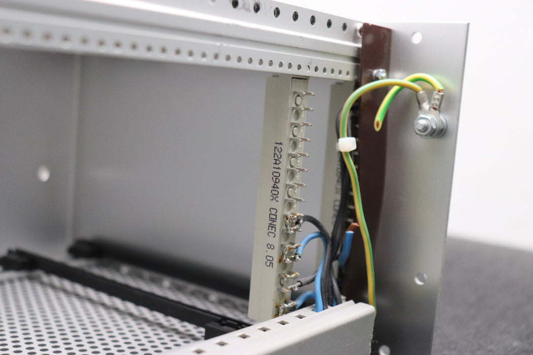 Bild des Artikels CENTROTHERM-Einschubrack-unbestückt-Variante-0201-ID.Nr.-000887-mit-Trafo