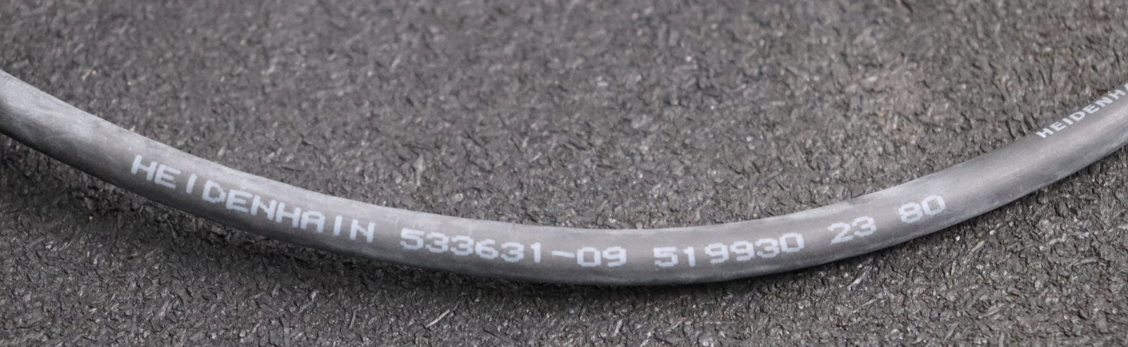 Bild des Artikels HEIDENHAIN-Adapterkabel-für-Glasmassstab-ID-533631-09-9m-Kabellänge-unbenutzt