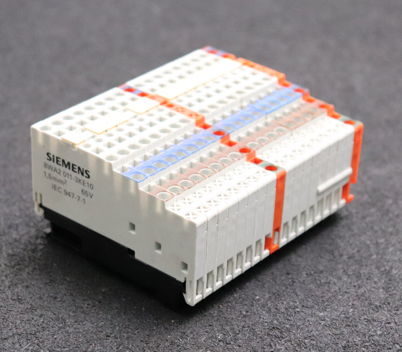 Bild des Artikels SIEMENS-Klemmblock-18-fach-mit-2x-8WA2011-3KE02-+-16x-8WA2011-3KE10-gebraucht