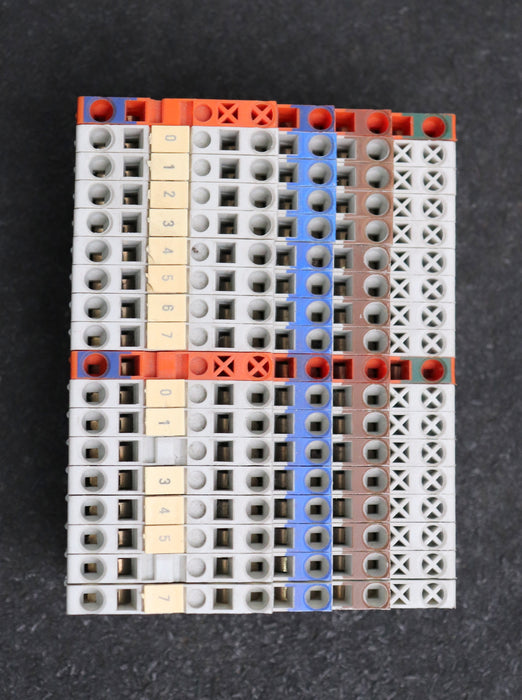 Bild des Artikels SIEMENS-Klemmblock-18-fach-mit-2x-8WA2011-3KE02-+-16x-8WA2011-3KE10-gebraucht
