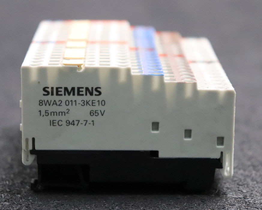 Bild des Artikels SIEMENS-Klemmblock-18-fach-mit-2x-8WA2011-3KE02-+-16x-8WA2011-3KE10-gebraucht