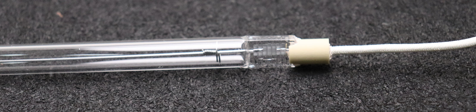 Bild des Artikels HERAEUS-NOBLELIGHT-kurzwelliger-Rundrohr-Infrarotstrahler-1200W-230V-Nr-33292178