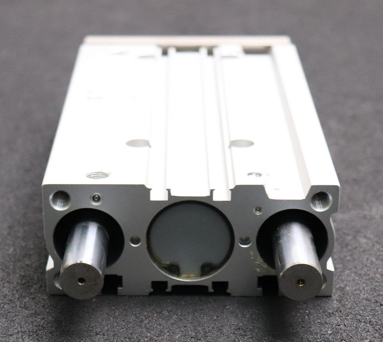 Bild des Artikels SMC-Pneumatik-Führungszylinder-MGPL32TF-125A-KolbenØ-32mm-Hub-125mm-unbenutzt