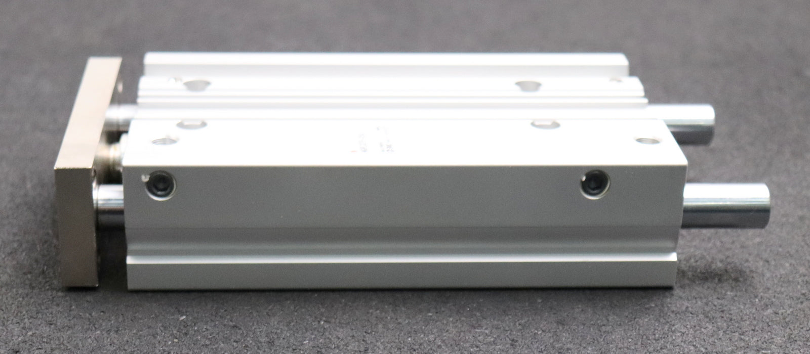 Bild des Artikels SMC-Pneumatik-Führungszylinder-MGPL32TF-125A-KolbenØ-32mm-Hub-125mm-unbenutzt